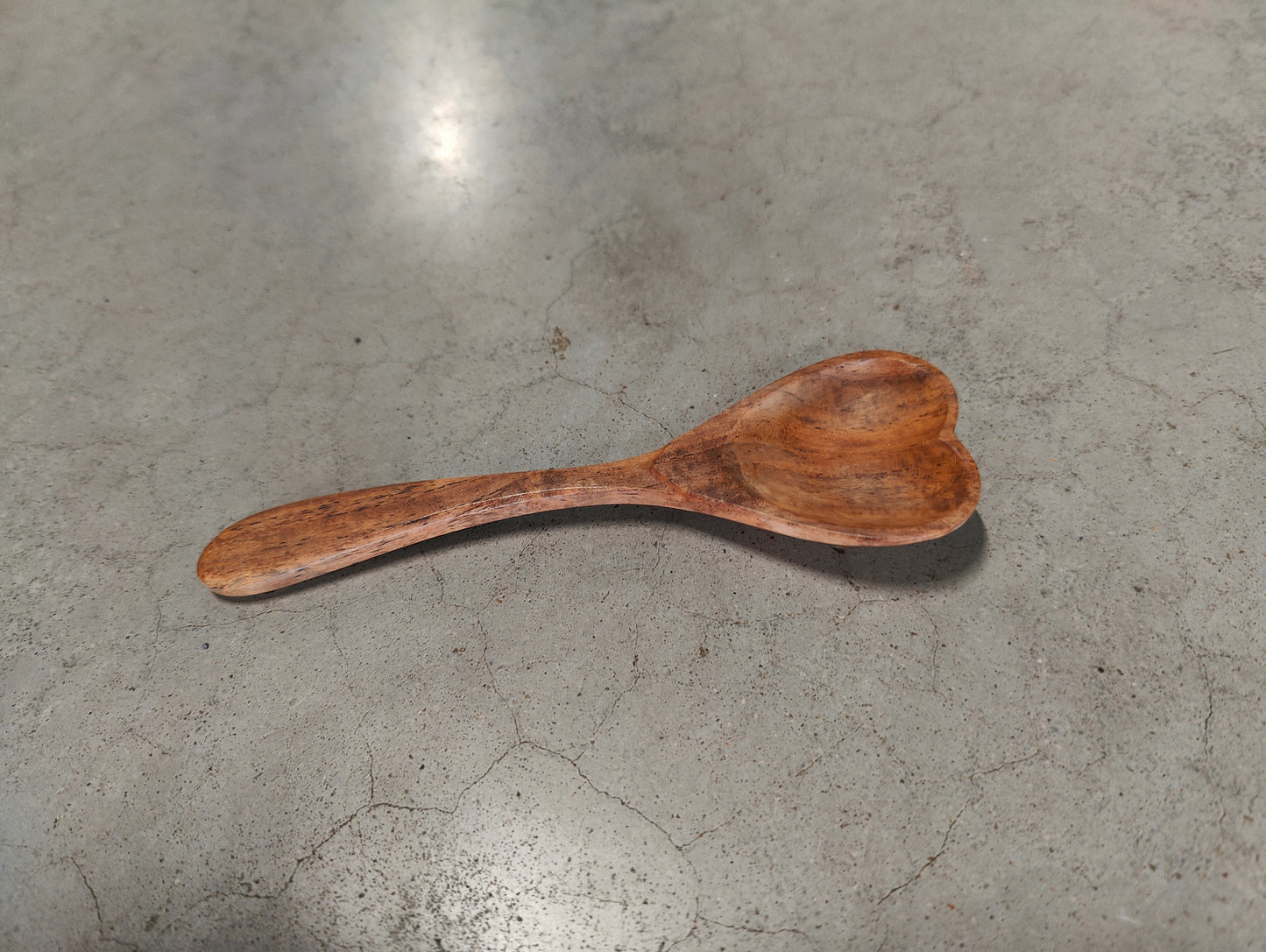 219102 Amuse lepeltje hartje teakhout