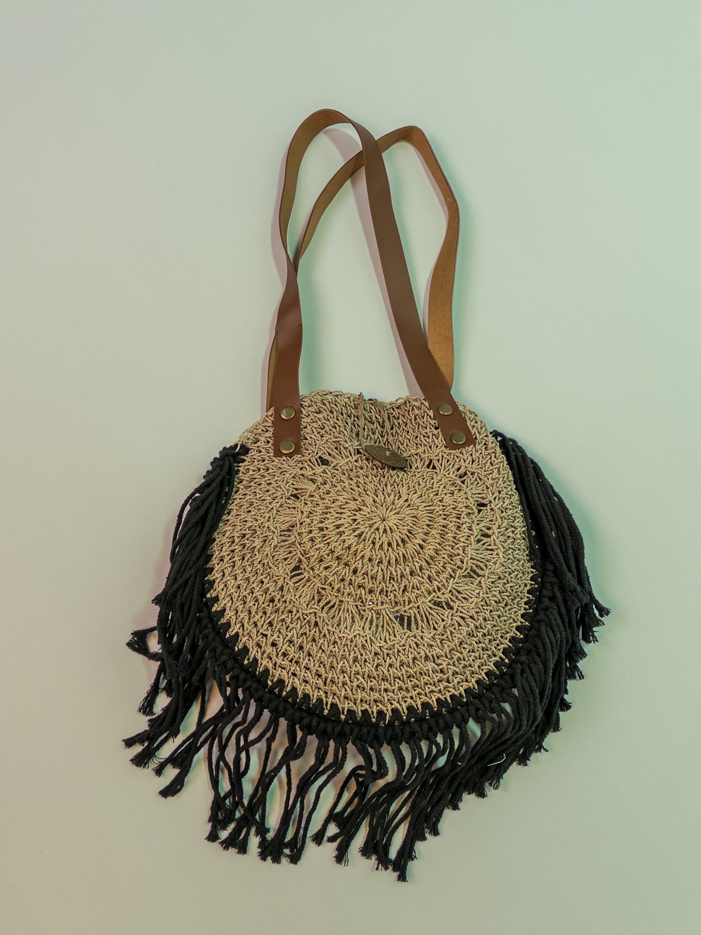 60004		Tas kobel bulat met zwarte franjes (zie ook 6005)