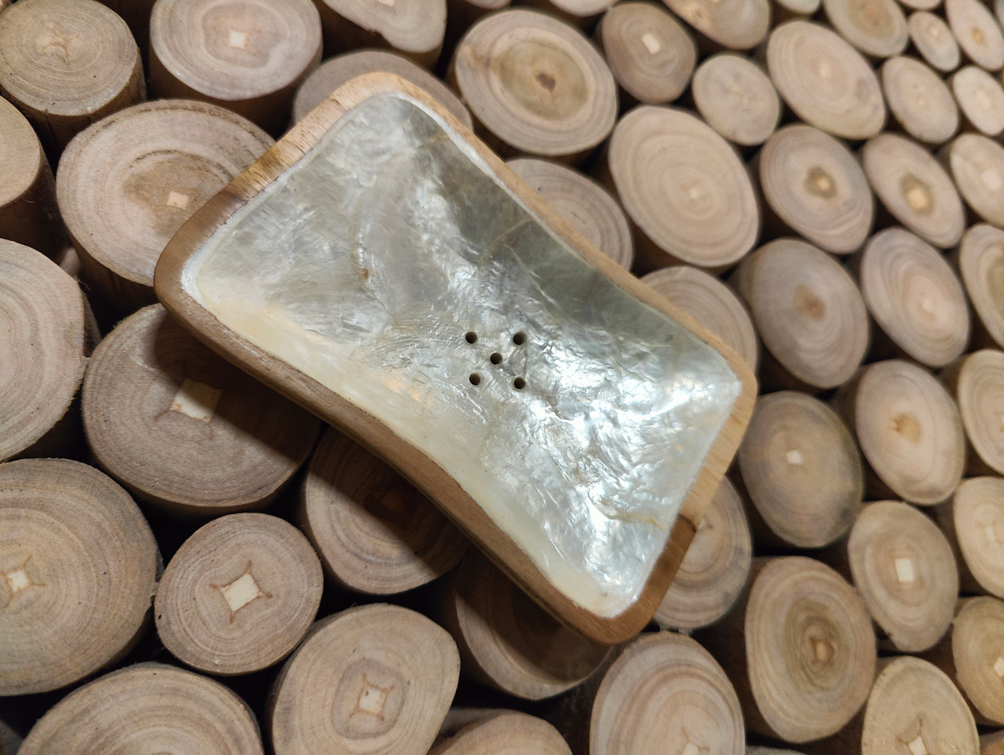 BF 319		Zeepbakje 13 cm lang 8 cm breed 2 cm dik