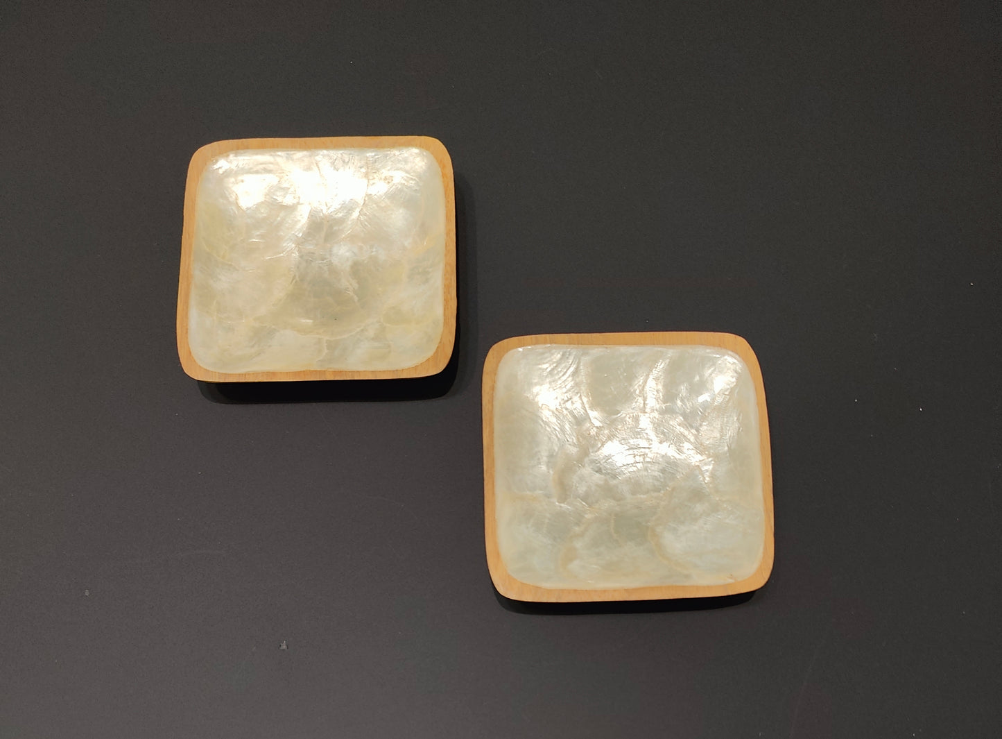 JT020		vierkant aperitief bakje