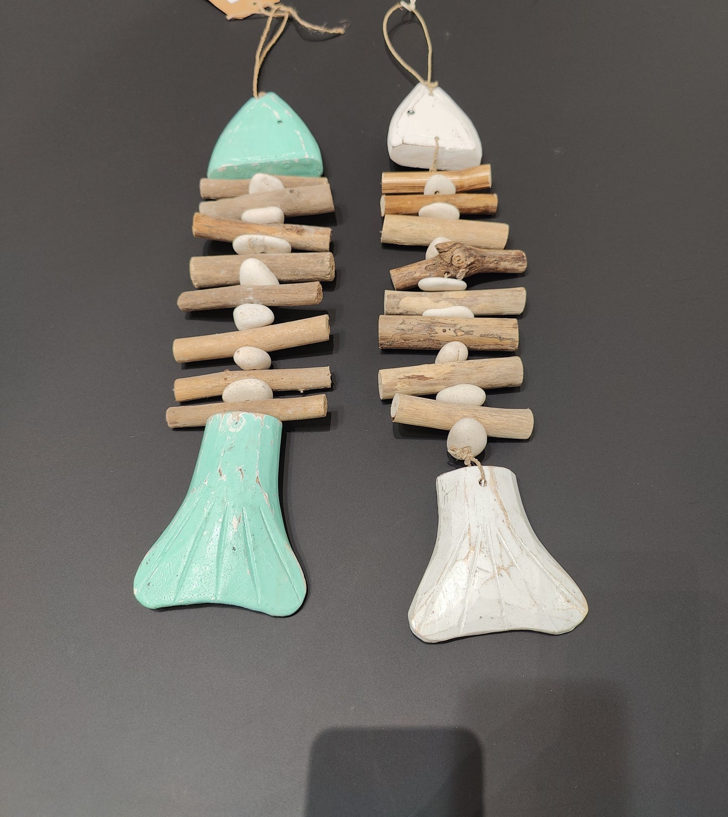 JT023		Houten hanger met vis Aqua